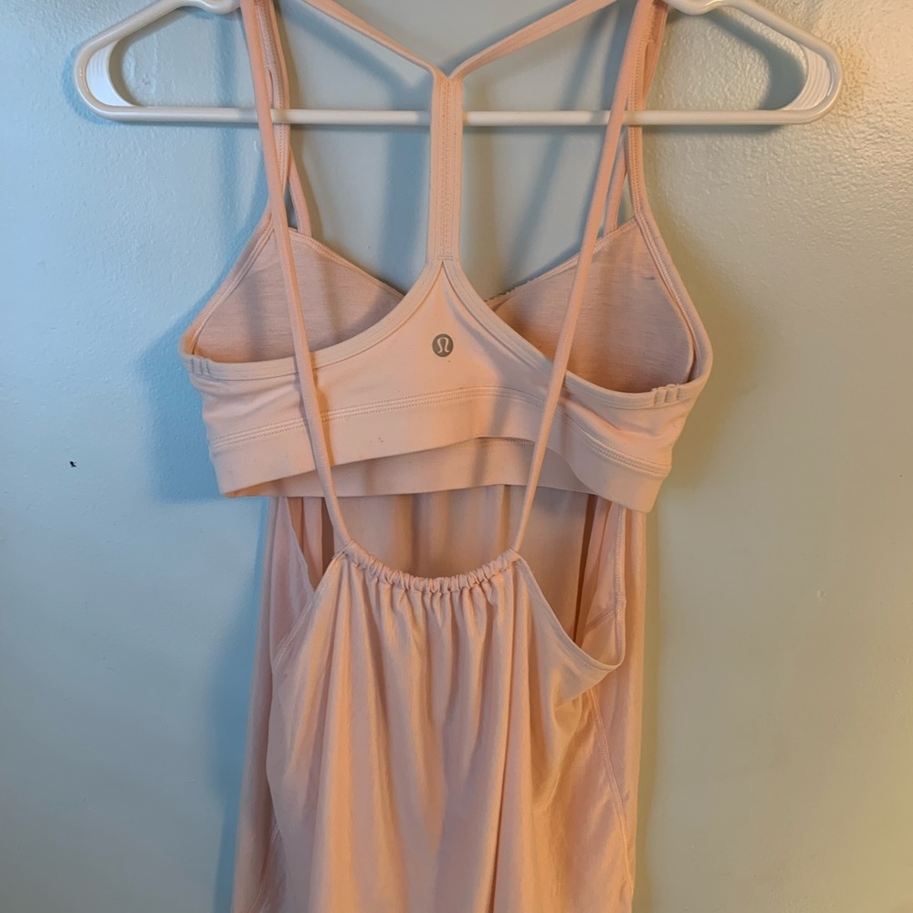 Lululemon workout tank